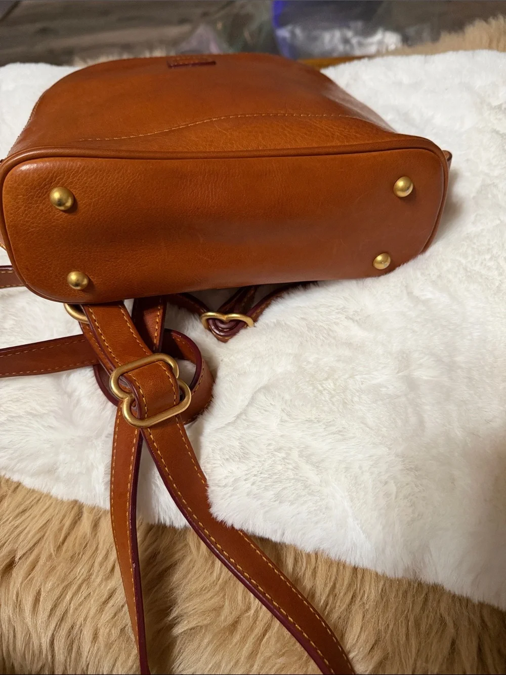 RARE Dooney & Bourke Florentine Leather Small Zip Pod Backpack in Natural EUC